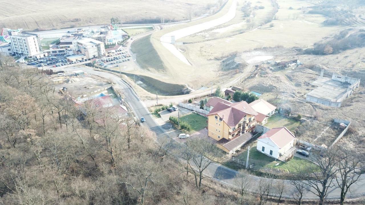 Allegra Băile Felix Esterno foto